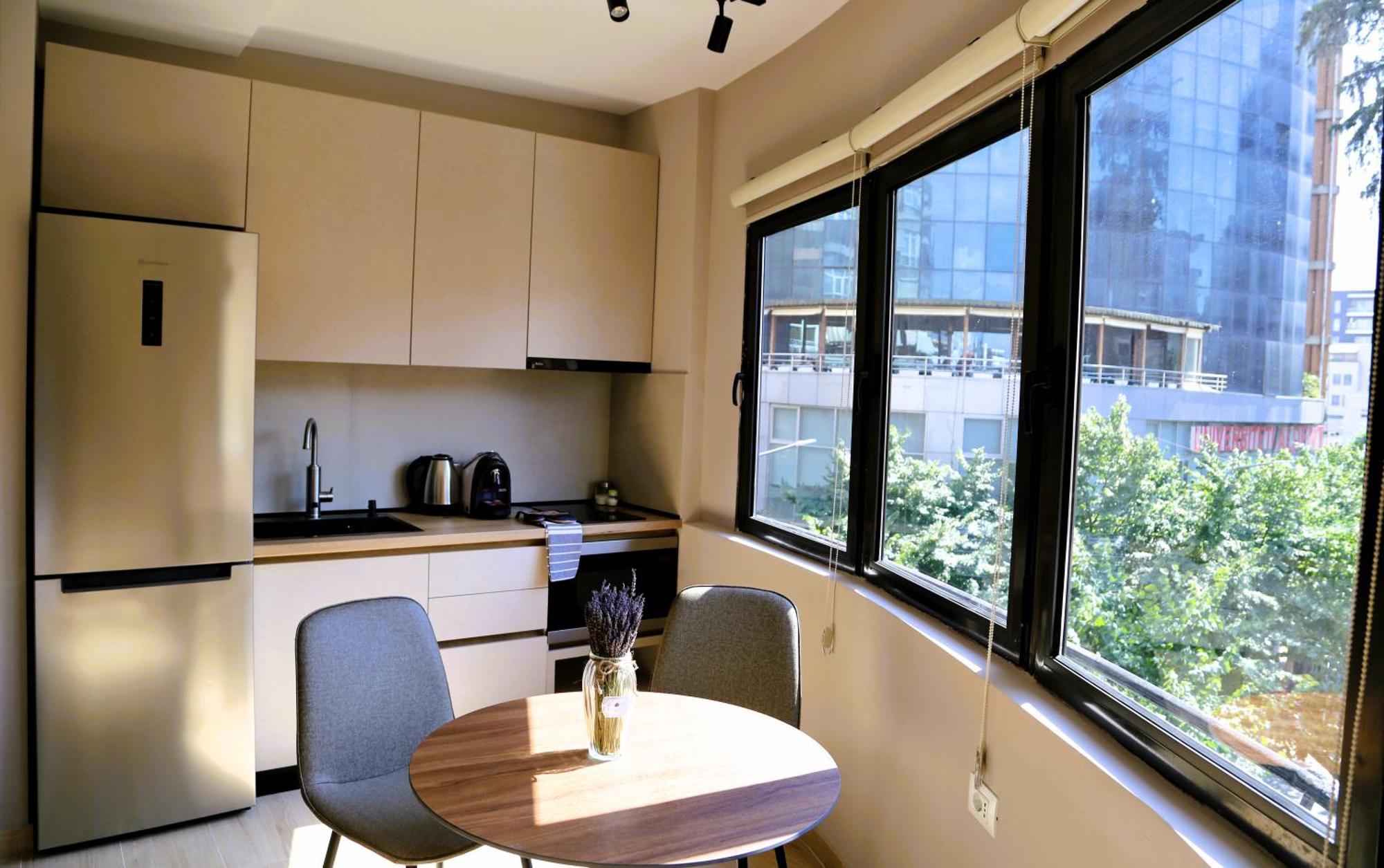 Appartement Stylish In Tirana, 3b