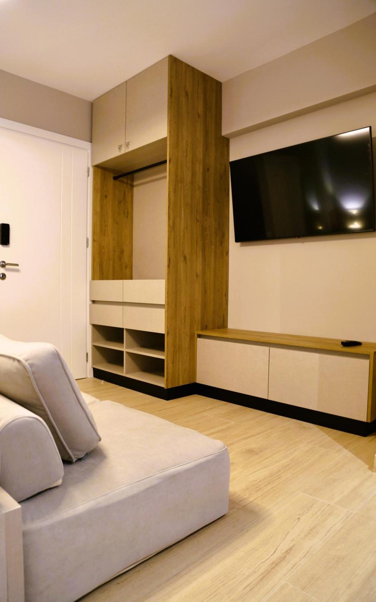 Stylish In Tirana, 3b Appartement *